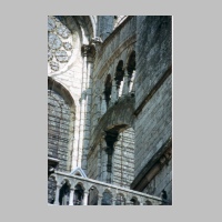 Chartres, 10, Langhaus Strebebogen von SW, Foto Heinz Theuerkauf.jpg
